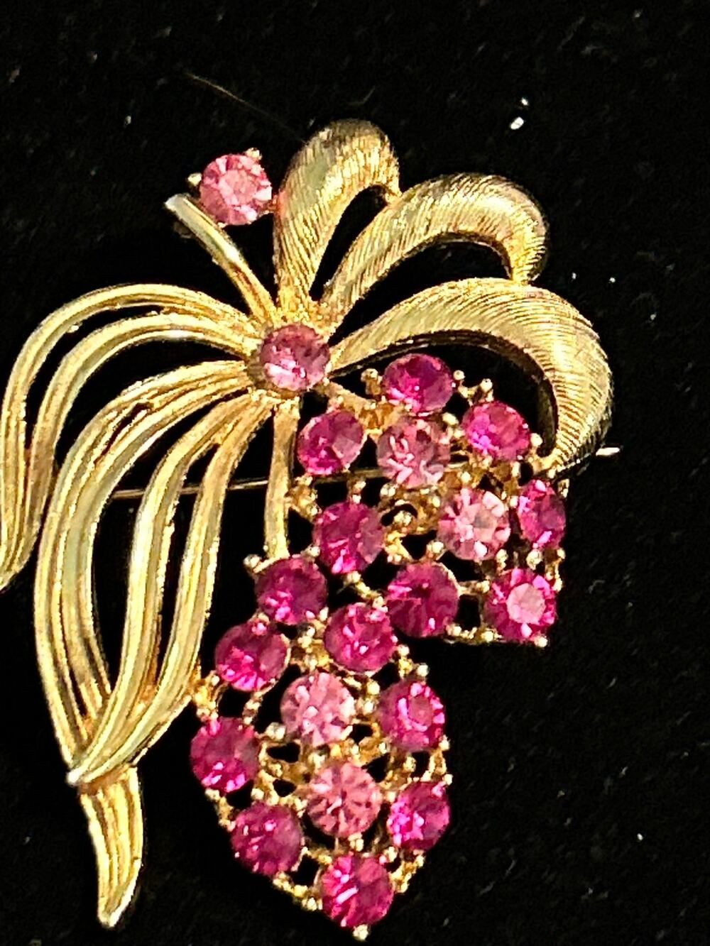 Vintage M Jent M Jenny 1970s Berry Brooch Pink Rhinestone Gold Tone Pin RI